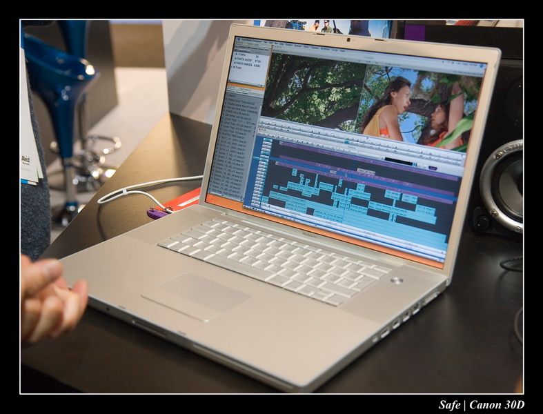 2006 - 11 - Salon SATIS - 12